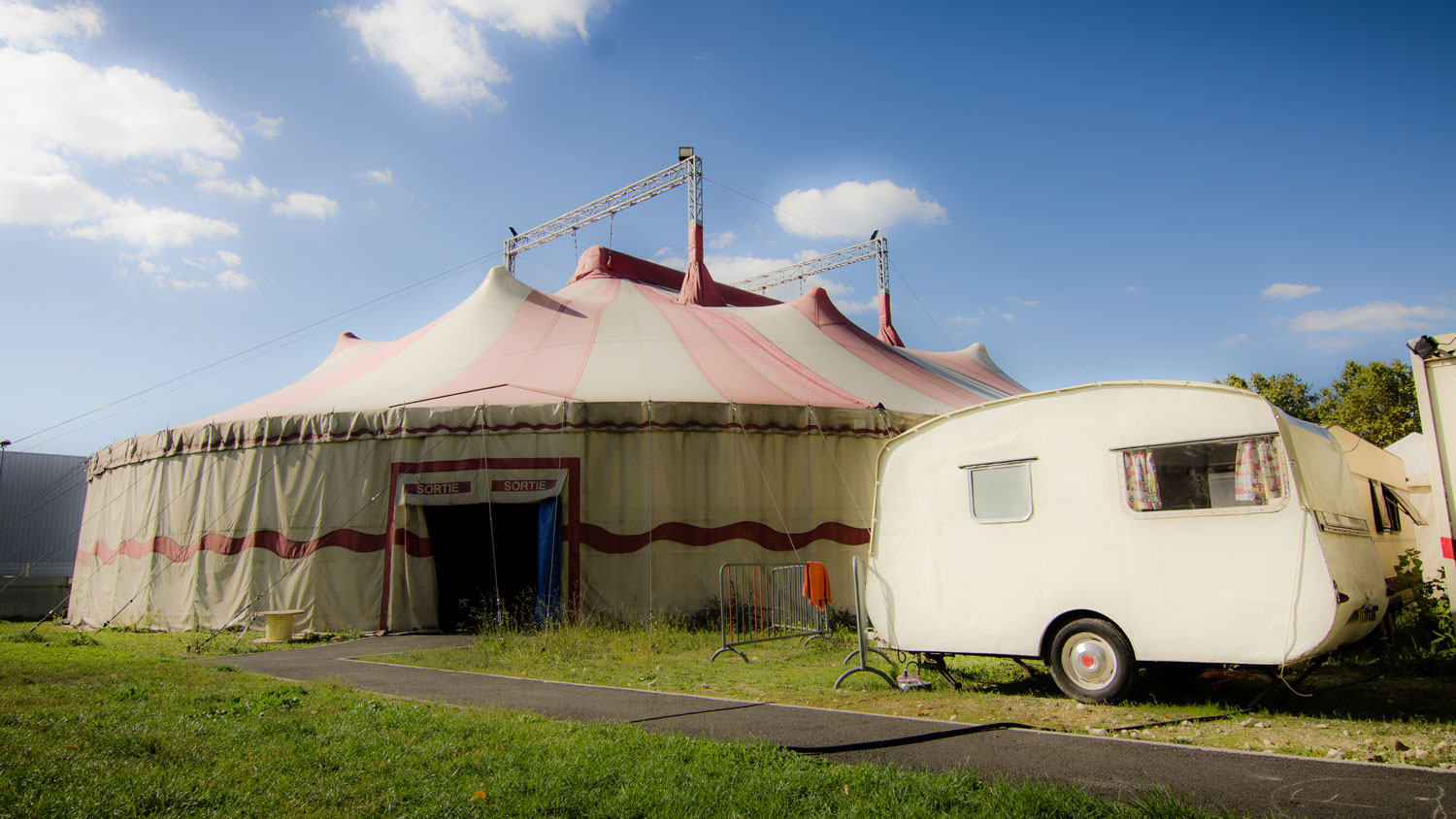 Le cirque fait école à Bordeaux