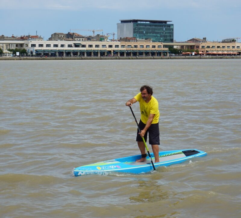 Stand up paddle sur la Garonne