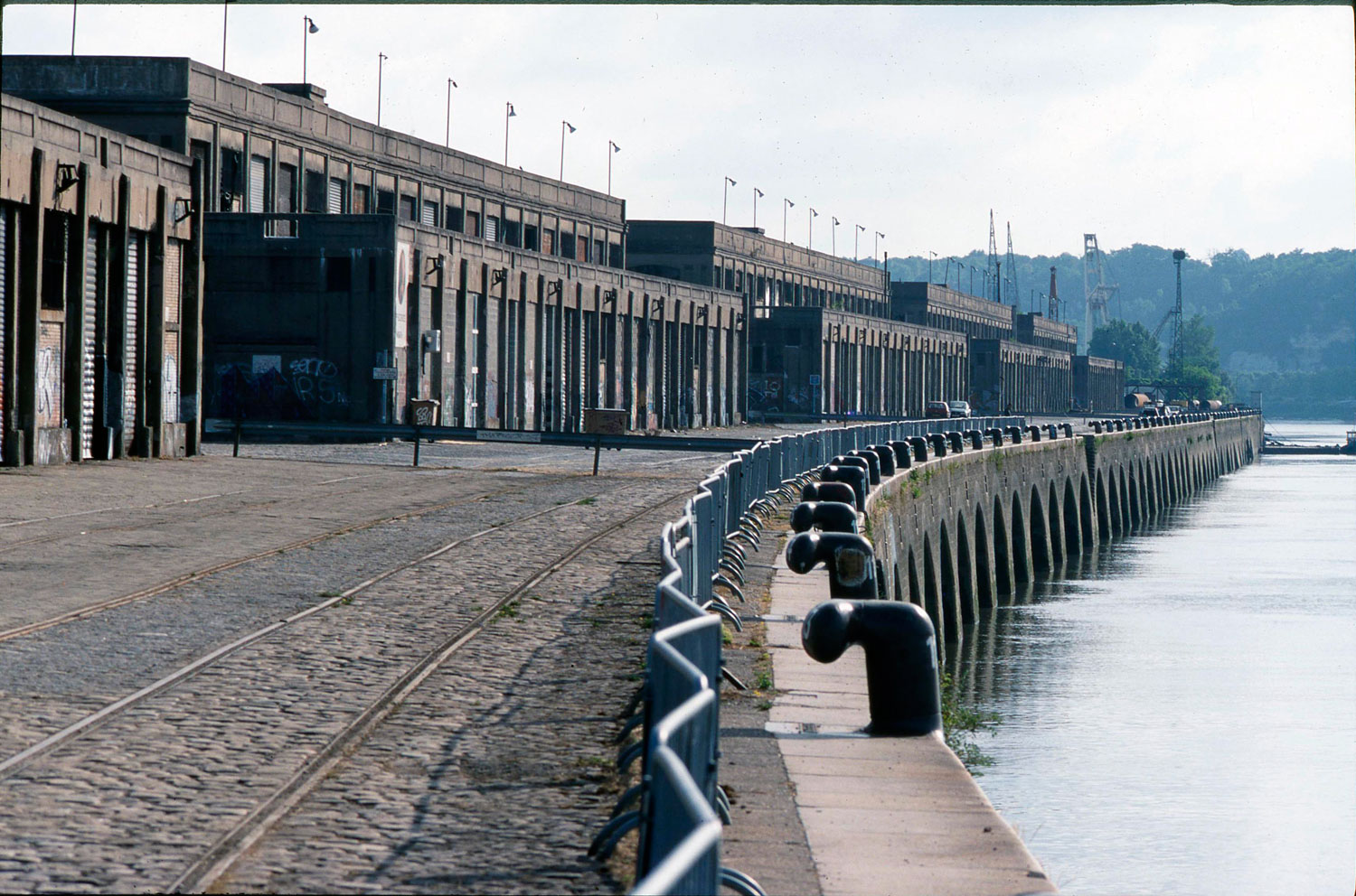 Les quais de Bordeaux avant après