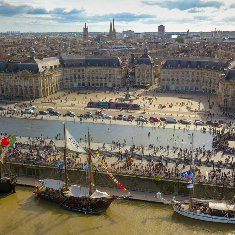 Les quais de Bordeaux avant après