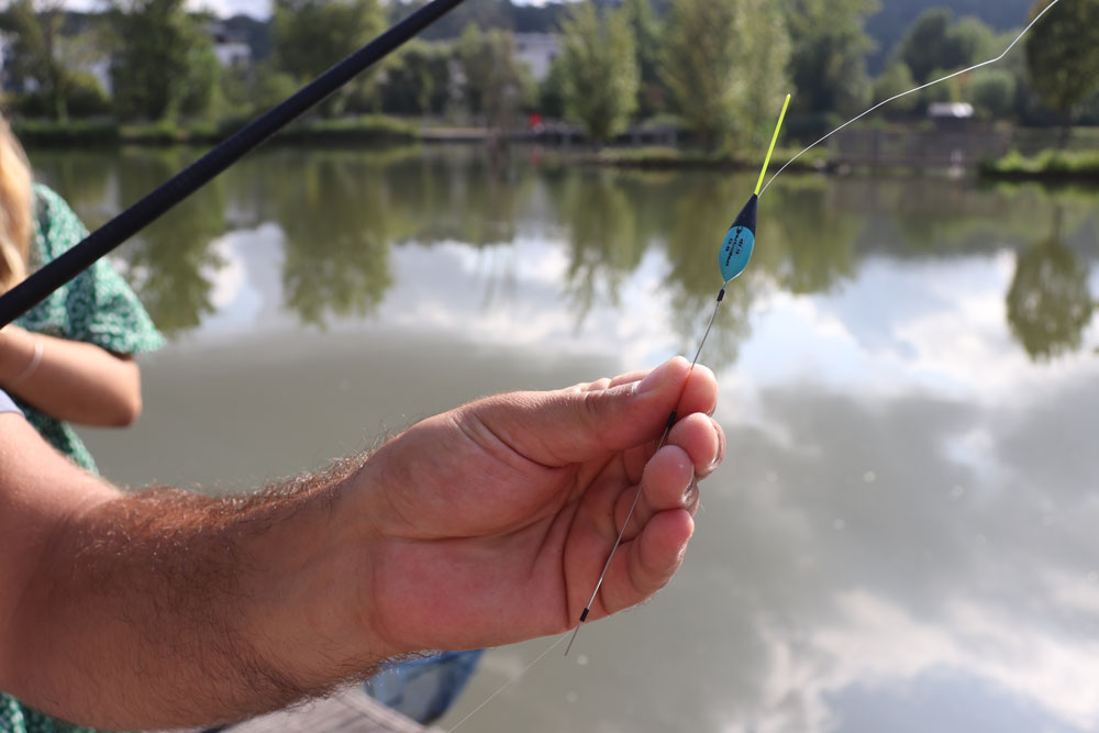 Préparation d'une ligne de pêche - Bordeaux métropole