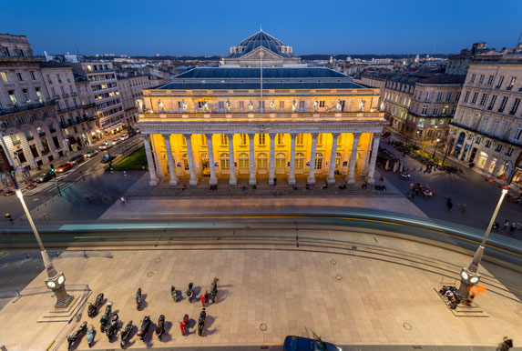 Le Grand Théâtre de Bordeaux place de la Comédie