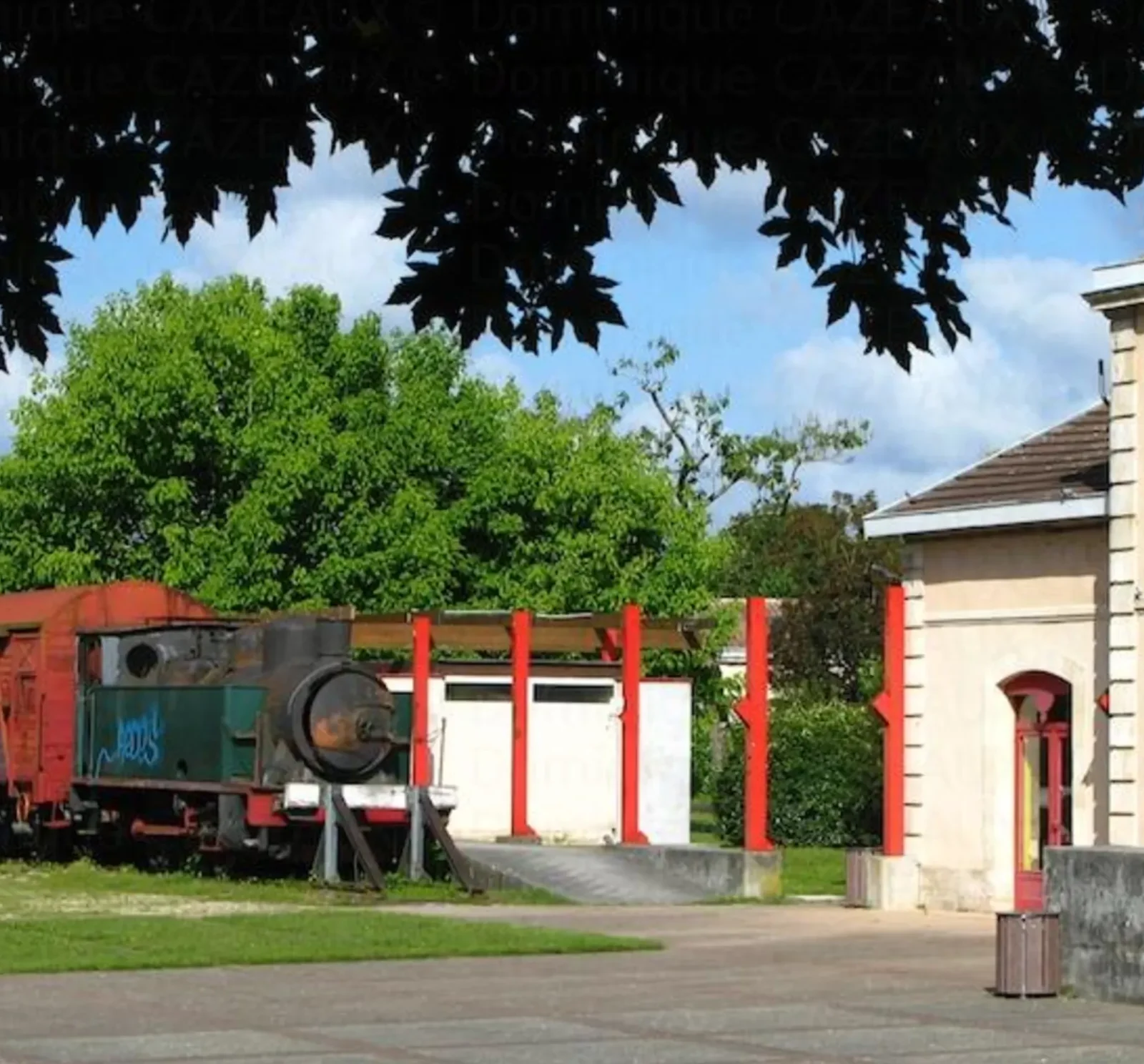 Saint-Médard-en-Jalles et en roue libre aux portes du Médoc