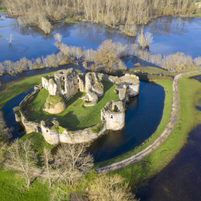 La Forteresse de Blanquefort : un joyau médiéval méconnu aux portes de Bordeaux