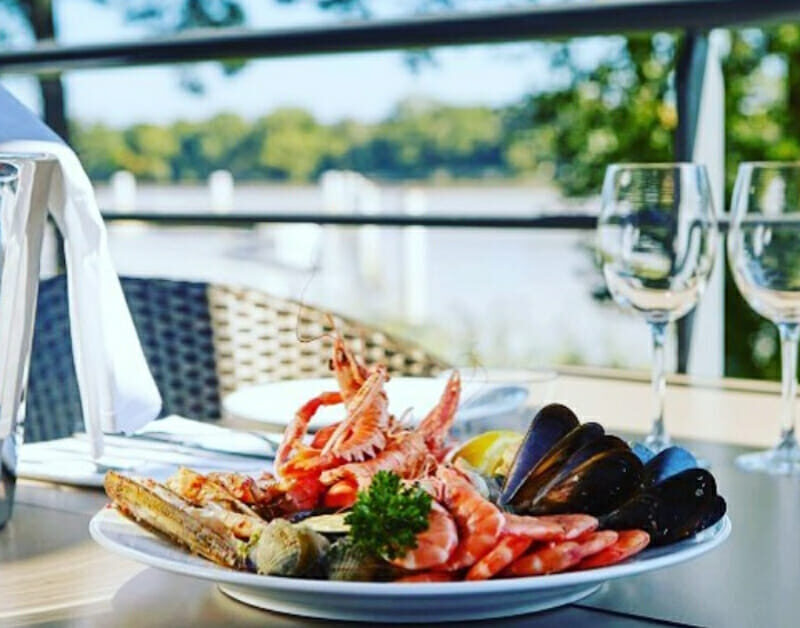 restaurant guinguette au bord de l'eau Bordeaux Bègles