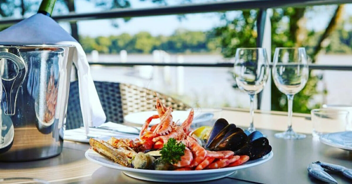 restaurant guinguette au bord de l'eau Bordeaux Bègles