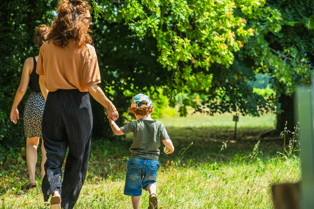 10 idées d’activités estivales avec les enfants