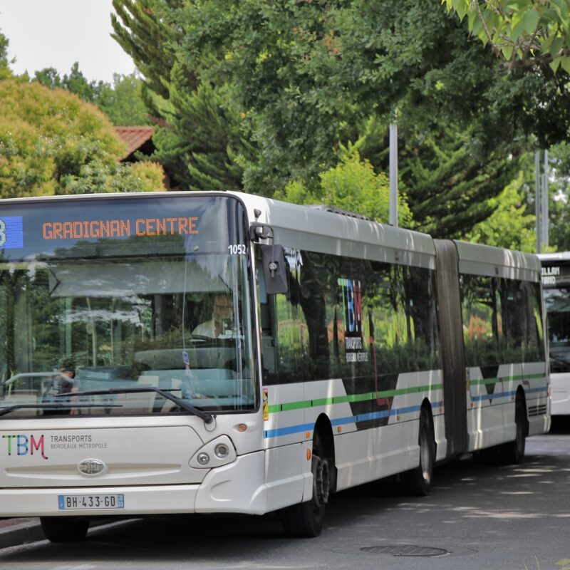 Balade à Gradignan avec le bus 8