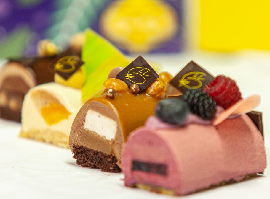 Photo De Buche De Noel Comme Plat Dans Un Restaurant Haut De Gamme