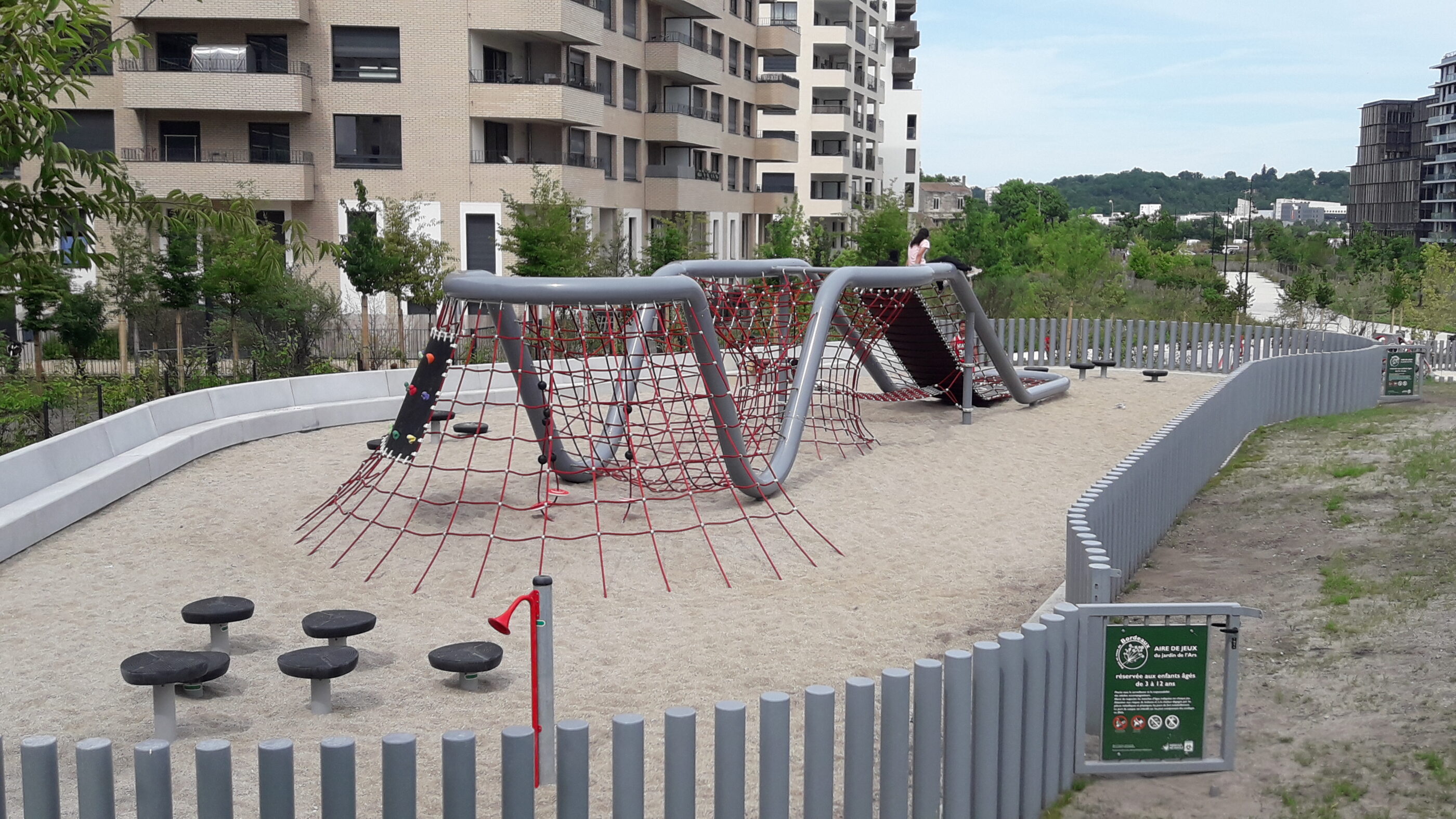 Aires de jeux pour les petits à Bordeaux
