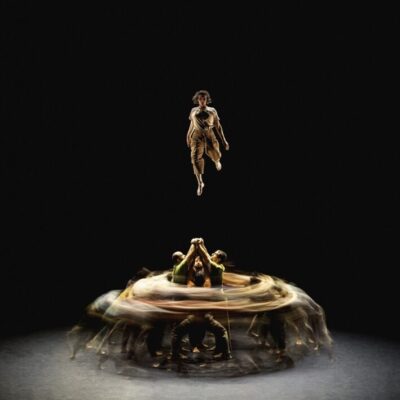 le-pas-du-monde-spectacle-carre-colonnes-week-end-bordeaux